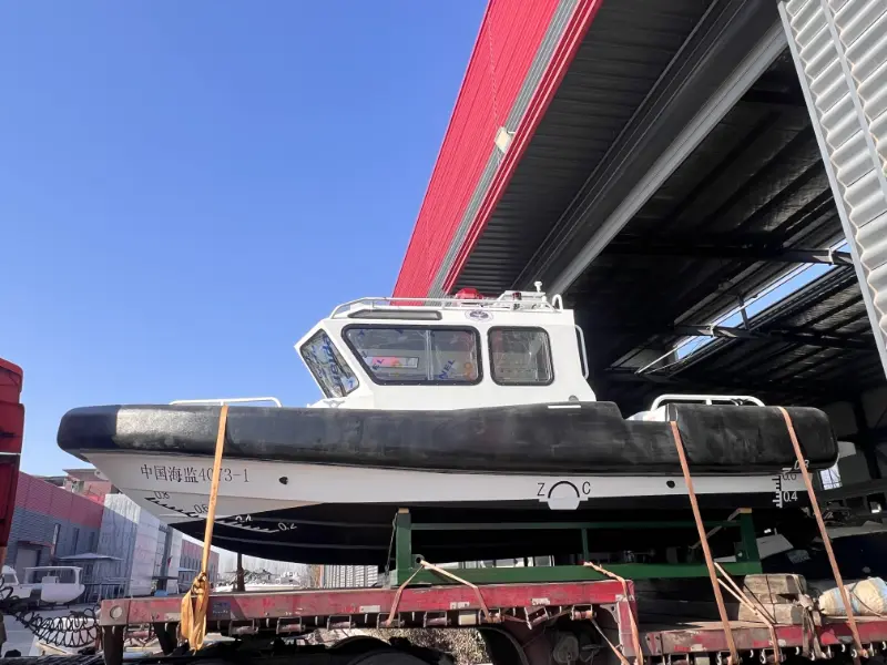 Lawada® යාත්‍රාව මීටර් 7.8 ක ඇලුමිනියම් නීති බලාත්මක කිරීමේ මුර යාත්‍රාවක් සාර්ථකව ලබා දෙන ලදී